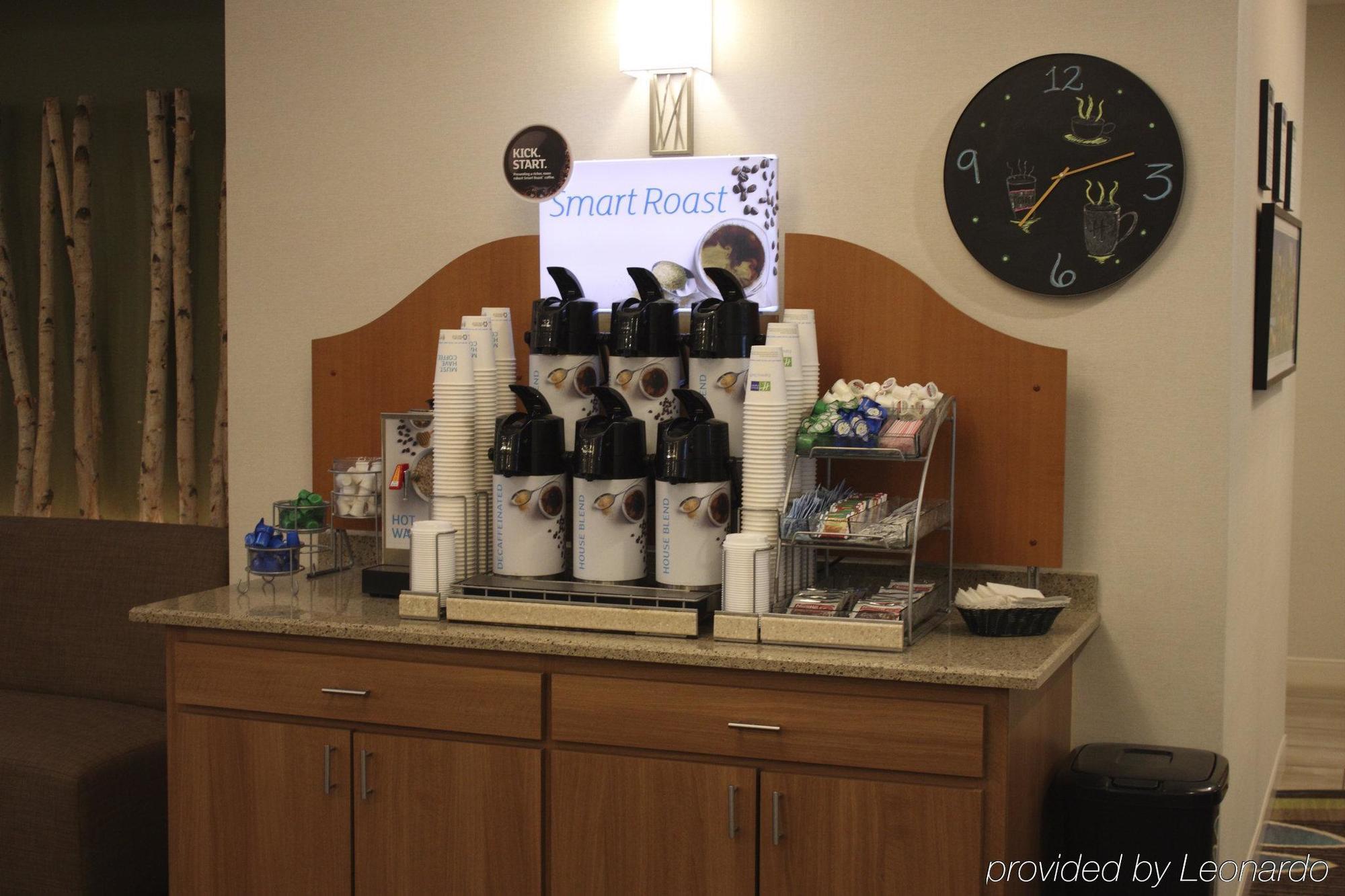 Holiday Inn Express Munising-Lakeview, An Ihg Hotel Ngoại thất bức ảnh