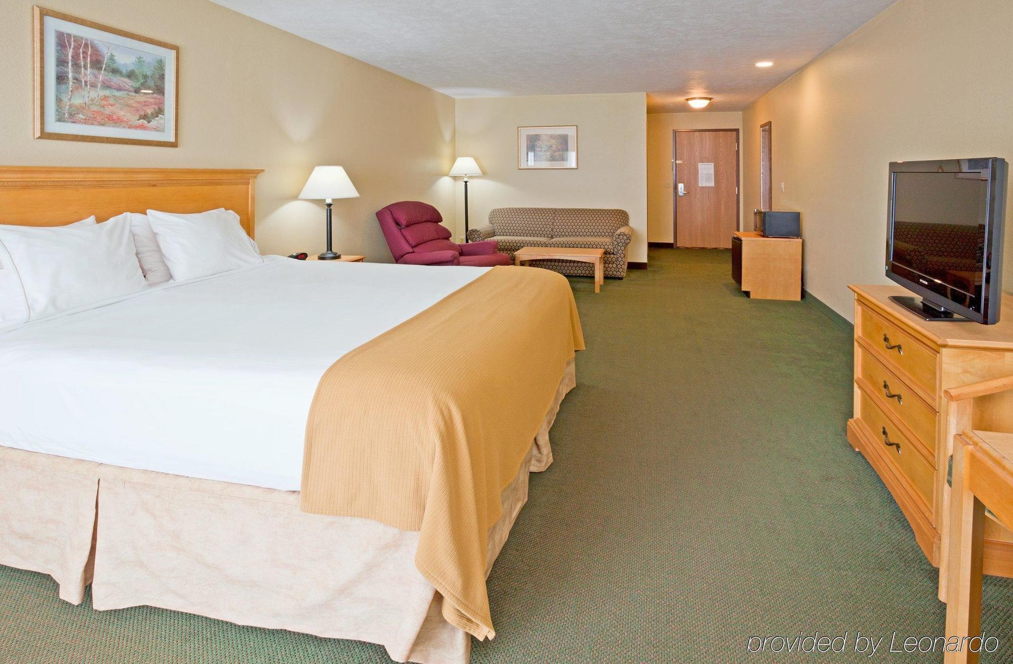 Holiday Inn Express Munising-Lakeview, An Ihg Hotel Phòng bức ảnh