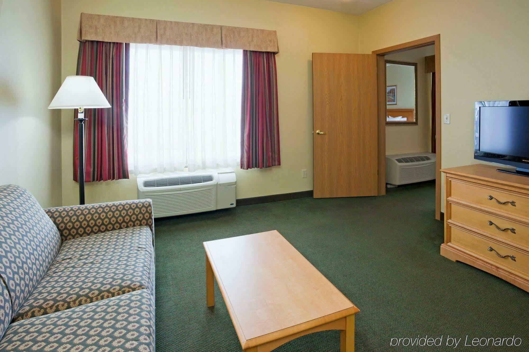 Holiday Inn Express Munising-Lakeview, An Ihg Hotel Phòng bức ảnh